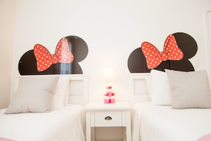 Casa, 4 habitaciones | Habitación temática infantil