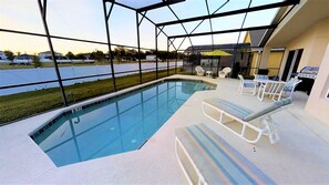 Maison, 4 chambres | Piscine couverte