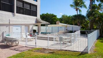 Condo, 2 Bedrooms | Terrace/patio