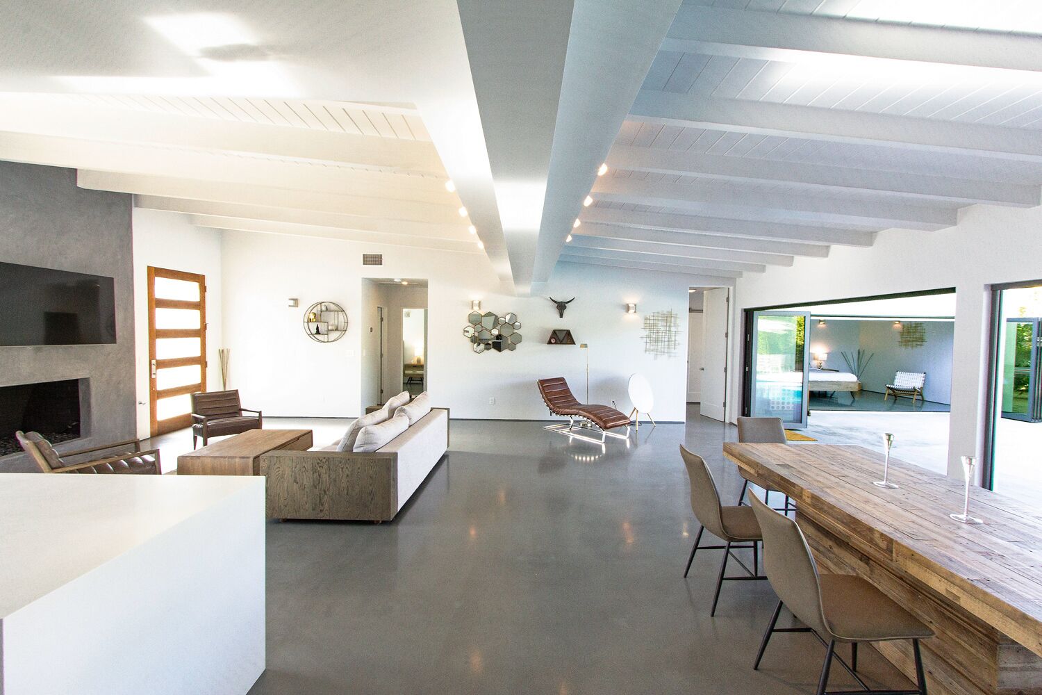 Luxury Modern Escape - 'Casa Esencia'