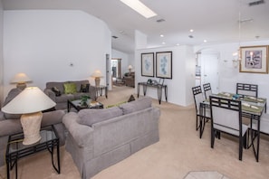 Casa, 3 quartos | 3 quartos, ferros/tábuas de passar roupa, Wi-Fi de cortesia