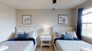 Casa, varias camas | 8 habitaciones, tabla de planchar con plancha y wifi gratis