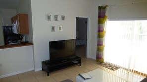 Villa, 5 Bedrooms | Television