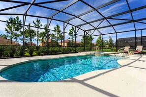 하우스, 침실 6개 | 야외 수영장