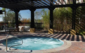 Outdoor spa tub - Vista Cay 4804 - 201 (Orlando)