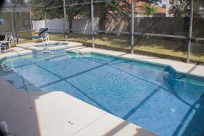 House, 4 Bedrooms | Indoor pool
