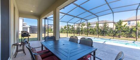 House, 6 Bedrooms | Terrace/patio