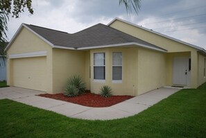 ハウス 4 ベッドルーム | 施設の正面