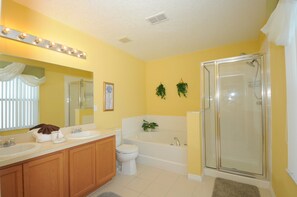 House, 5 Bedrooms | Bathroom