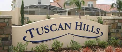 Townhome, 3 Bedrooms | Front of property