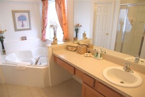 Ferienhaus, 4 Schlafzimmer | Waschbecken im Bad