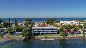 Condo, 2 Bedrooms | Marina