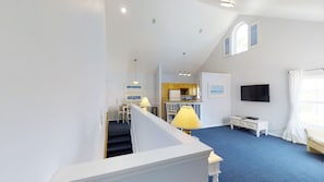 Apartment, 3 Bedrooms | Room amenity