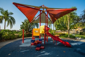 Casa geminada, 3 quartos | Playground externo