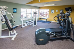 Condo, 3 Bedrooms | Gym