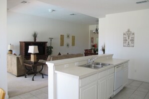 House, 4 Bedrooms | Living area - Windsor Hills 7735 (Kissimmee)