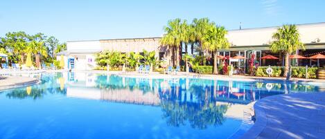 Byhus - 5 soveværelser | Udendørs pool