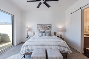 6 habitaciones, tabla de planchar con plancha, cuna de viaje y wifi