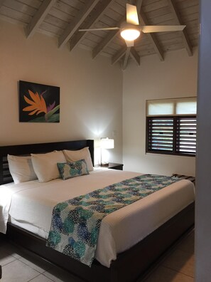 1 chambre, fer et planche à repasser, Wi-Fi, literie fournie