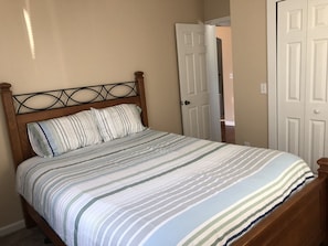 3 chambres, bureau, fer et planche à repasser, Wi-Fi gratuit