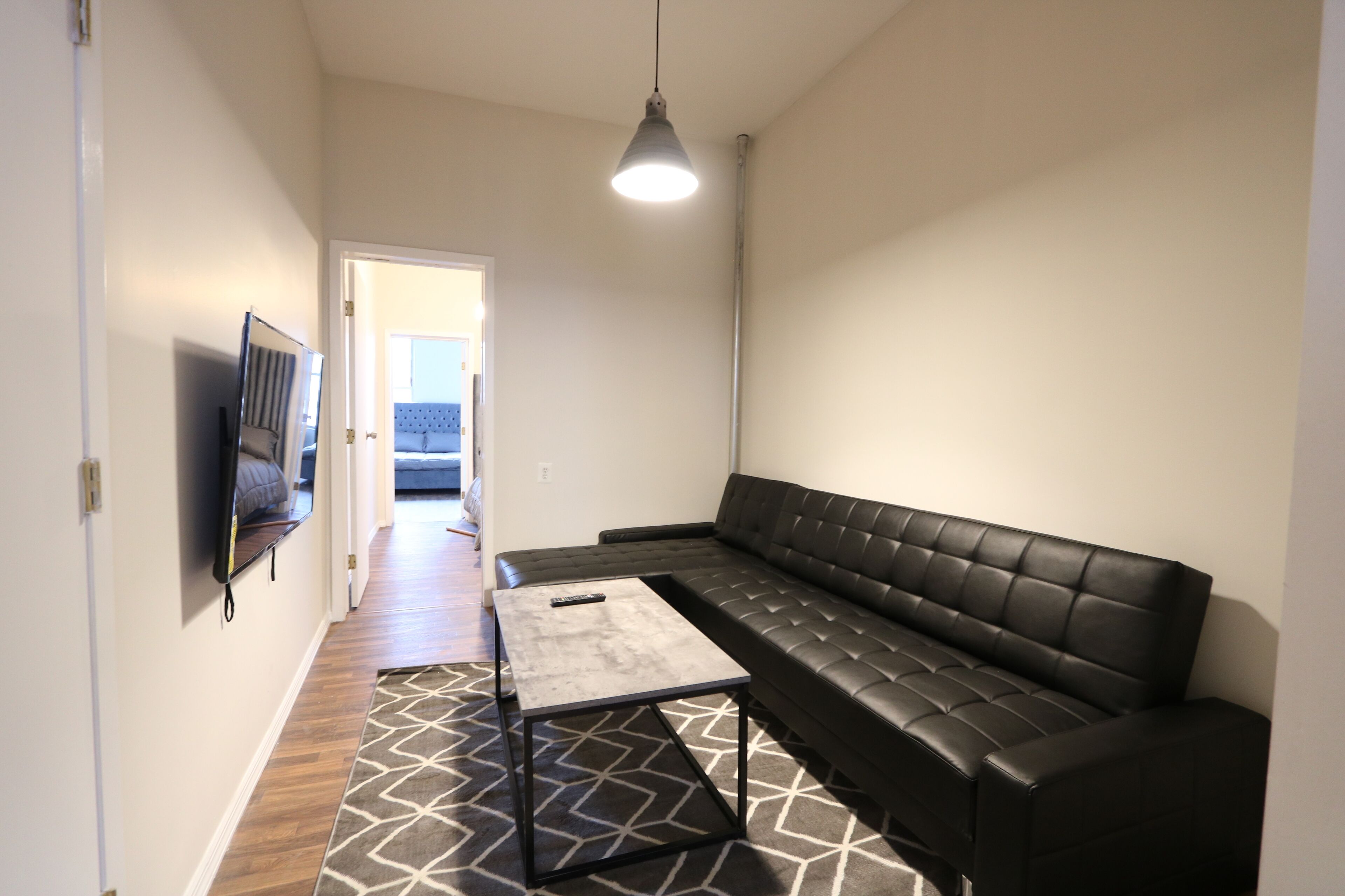 TV, Netflix, streaming services