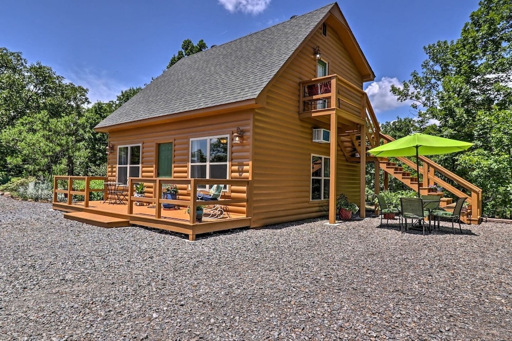 Guesthouse Loft at Starlight Ridge.