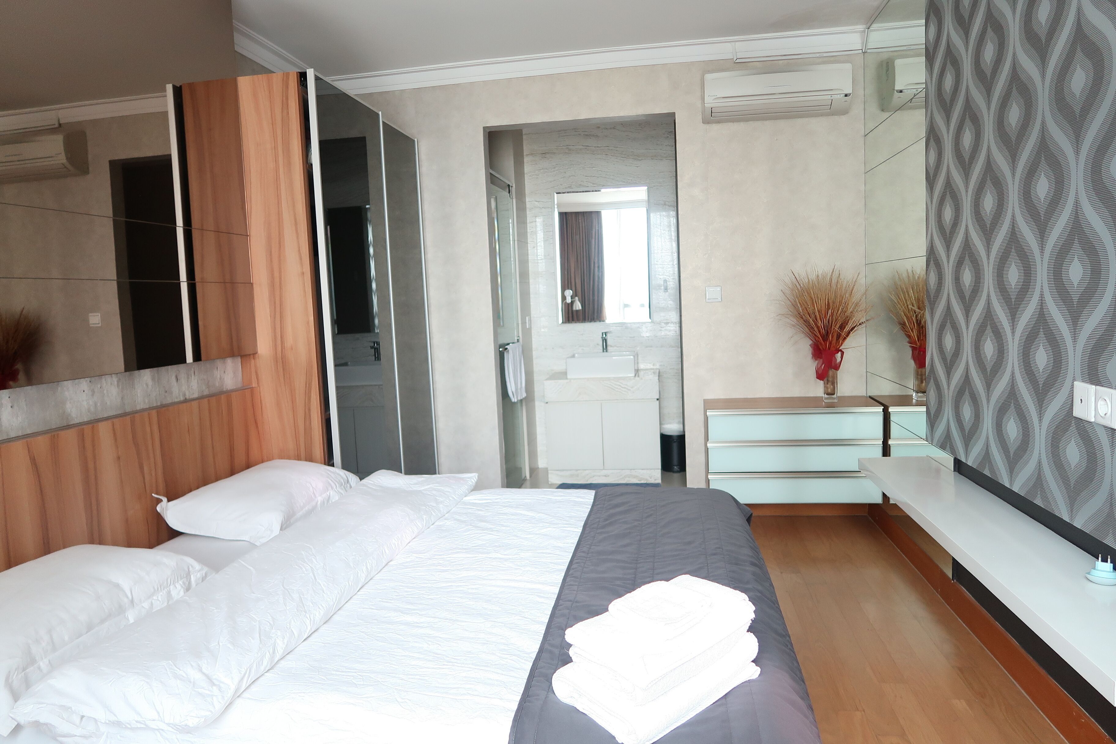 Spacious 1BR in Prime SCBD area