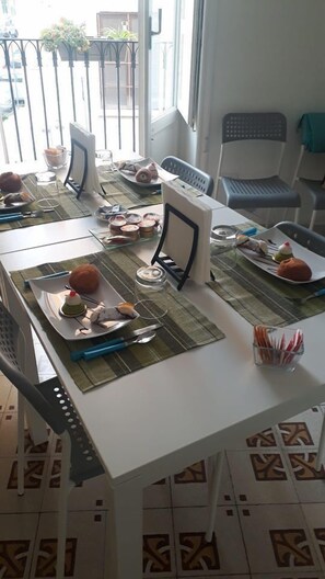 Petit déjeuner composé de spécialités régionales compris tous les jours