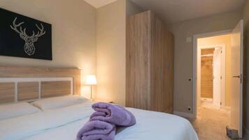 1 dormitorio, caja fuerte, wifi y ropa de cama