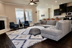 TV, fireplace, offices