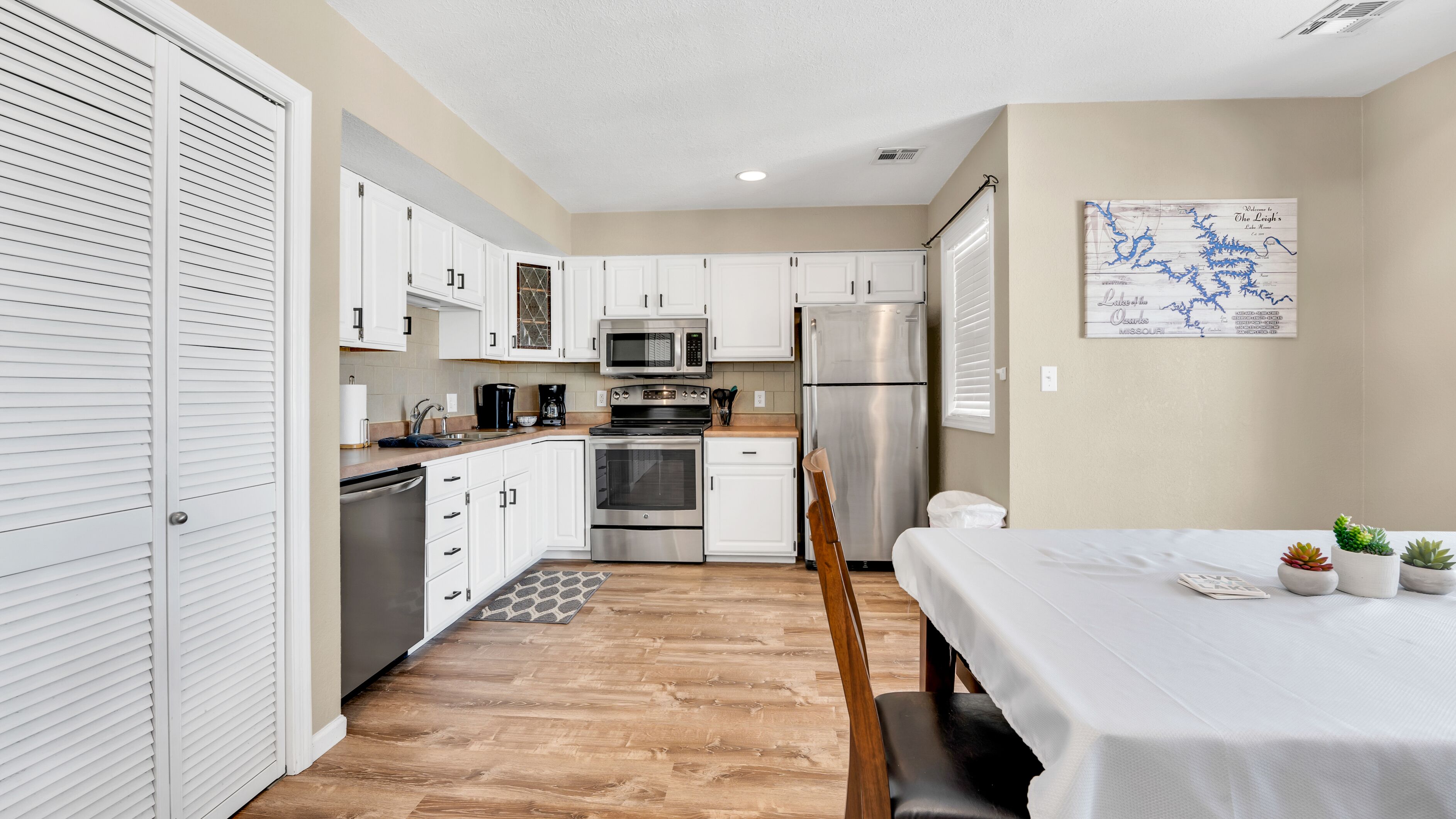 PRIME Location ~Main Channel View~ Surrounded by entertainment