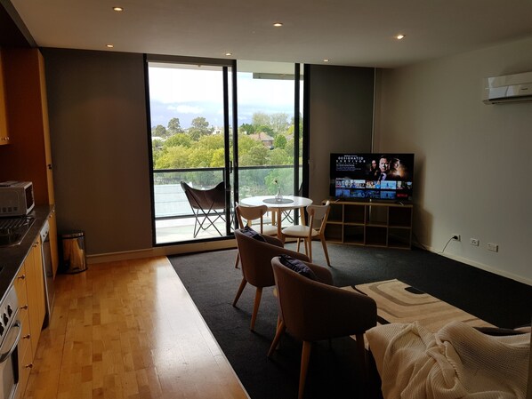 Deluxe Apartment, 1 Double Bed, Accessible, River View