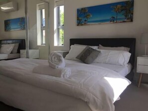 Family Apartment, 2 Double Beds, Pool View | 2 bedrooms, iron/ironing board, rollaway beds, free WiFi