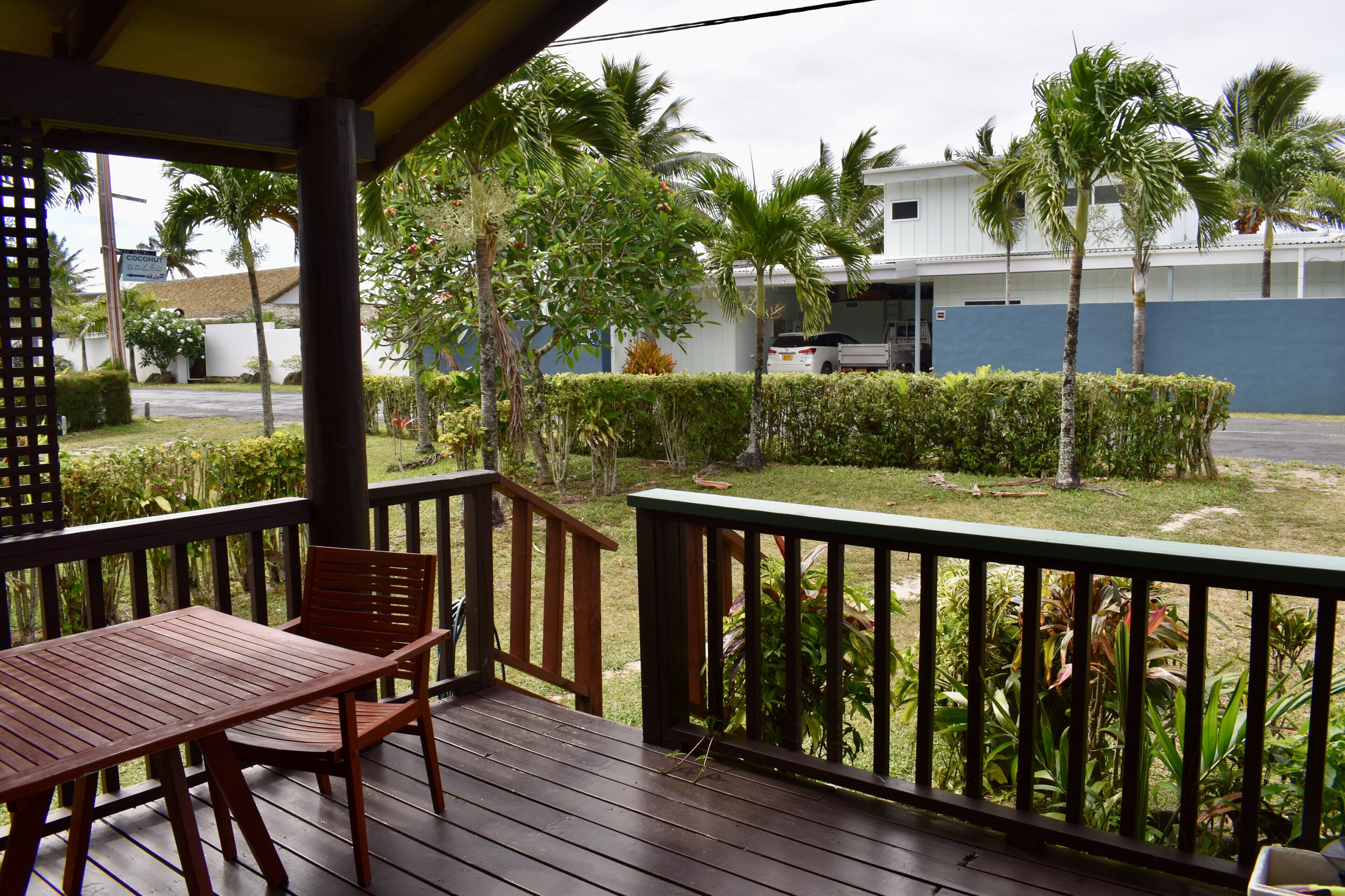 屋外ダイニングエリア