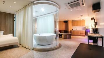 Party Room (B1) | Living area