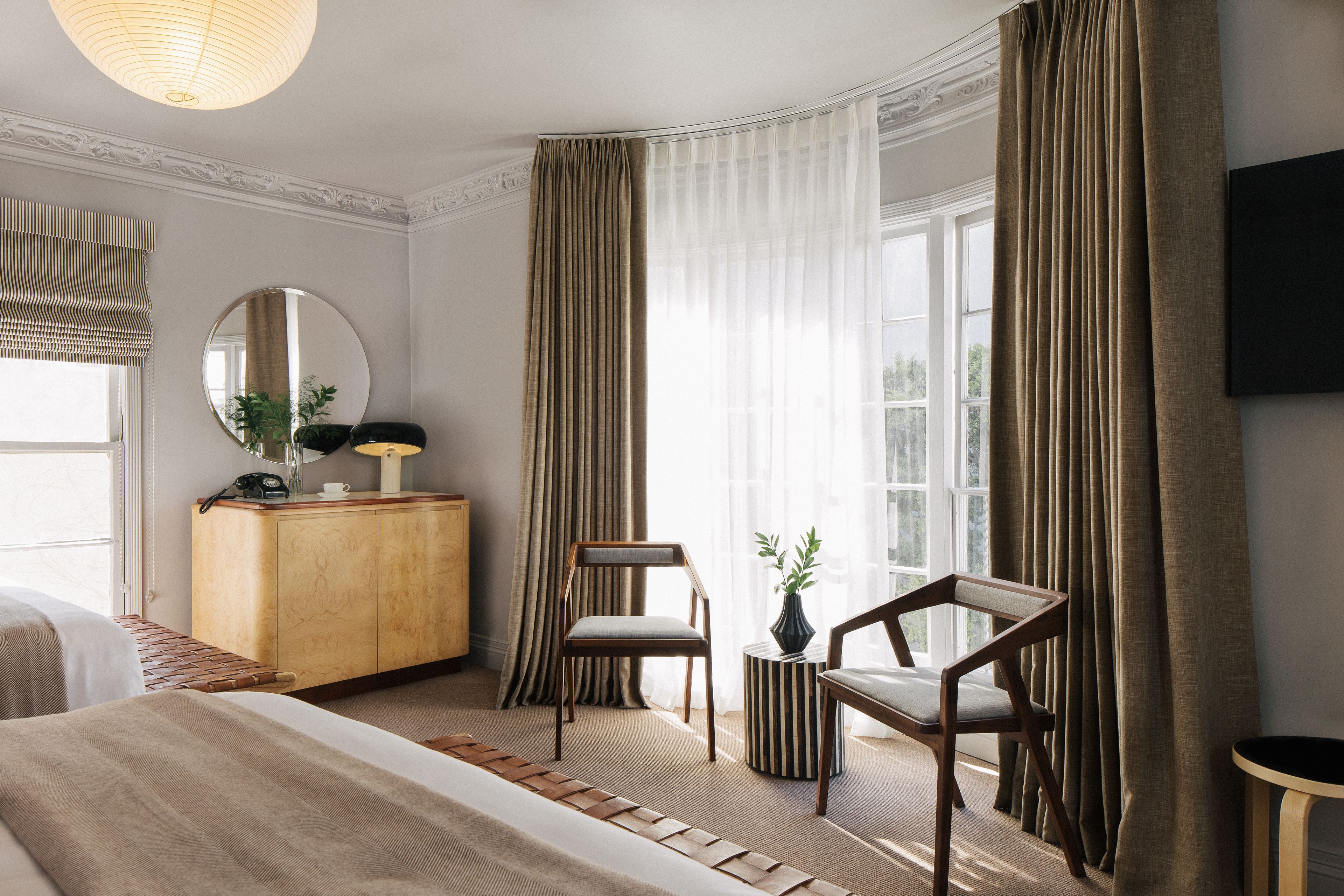 premium bedding, pillow-top beds, minibar, in-room safe