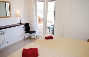 2 bedrooms, free WiFi