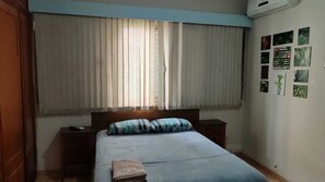 Soundproofing, iron/ironing board, free WiFi, bed sheets - Hostel Bauru (Bauru)