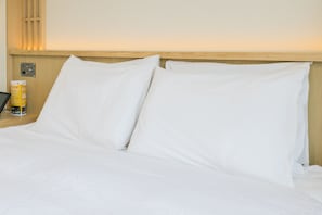 Premium-sengetøj, Select Comfort-senge, pengeskab på værelset