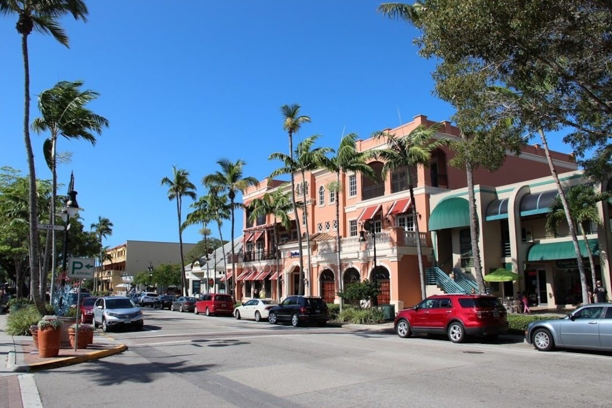 Photo 26 of Excellent location ~ 1.5 miles to the beach ~ 3bed/2bath house w/fenced backyard