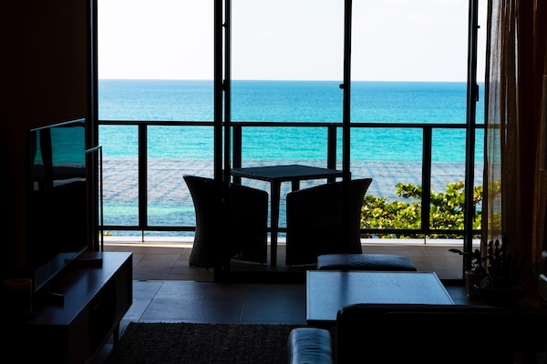 Hypo-allergenic bedding, blackout curtains, soundproofing, free WiFi