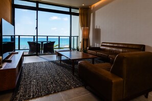 Ropa de cama hipoalergénica y cortinas blackout 