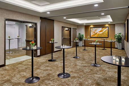 Courtyard by Marriott New York Manhattan Midtown West - Image 31