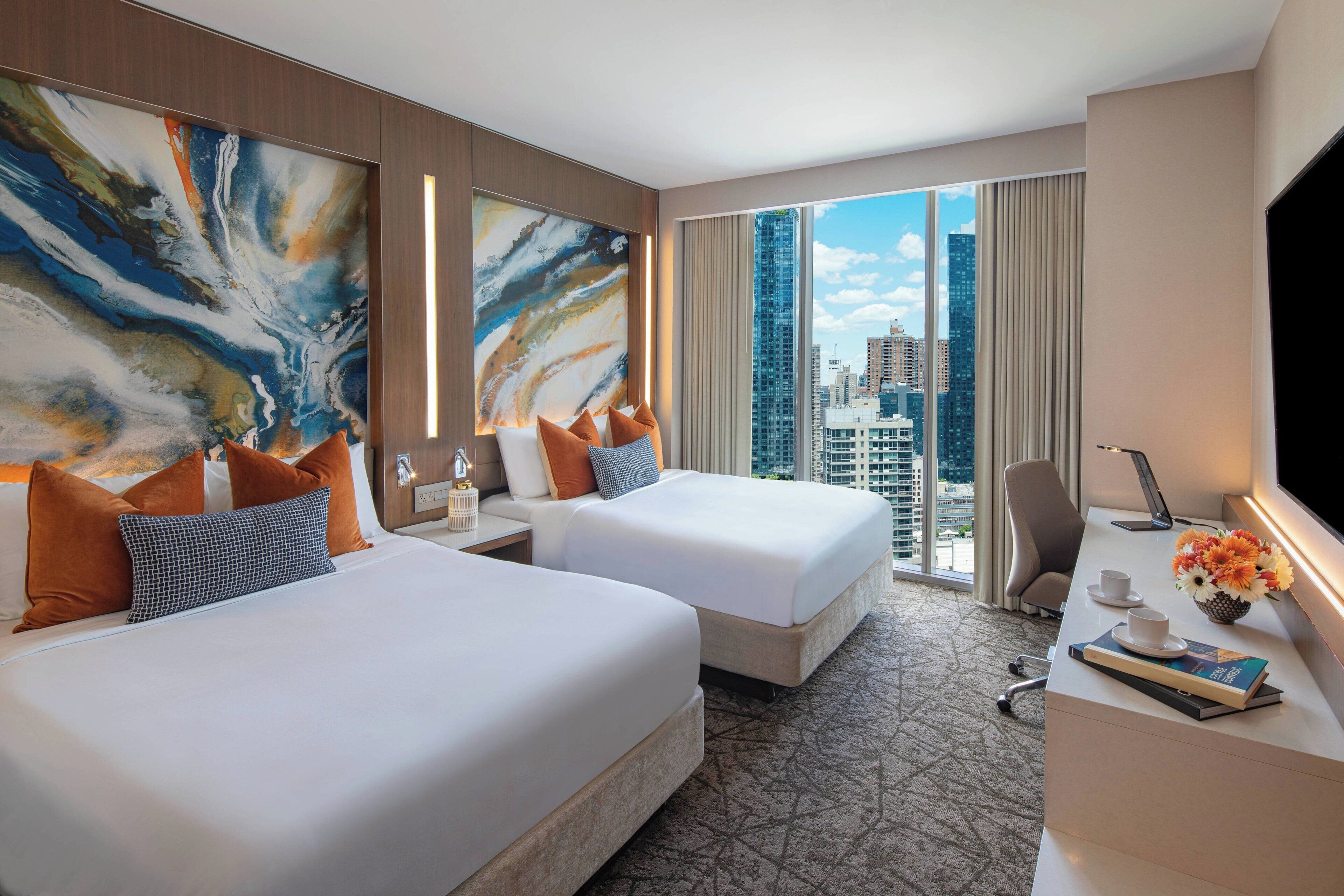 Photo - Courtyard by Marriott New York Manhattan/Midtown West