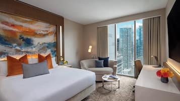 Tallelokero huoneessa, yksilöllisesti kalustettu, työpöytä