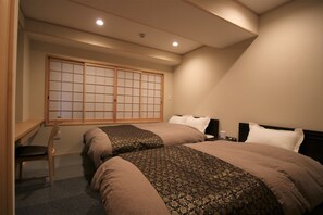 Premium bedding, individually furnished, soundproofing - Private Residence Kyoto Sakura (Kyoto)