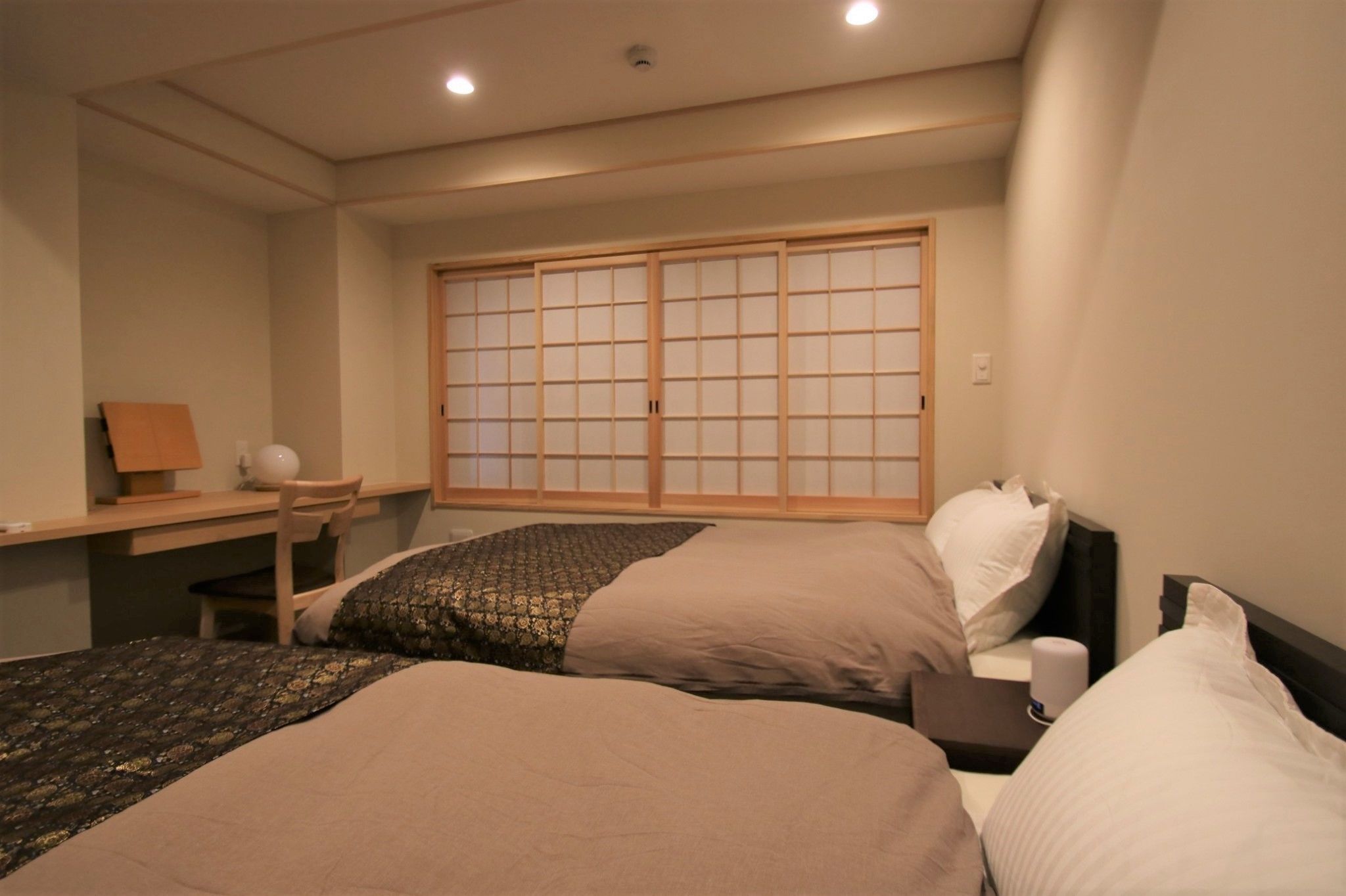 Premium bedding, individually furnished, soundproofing