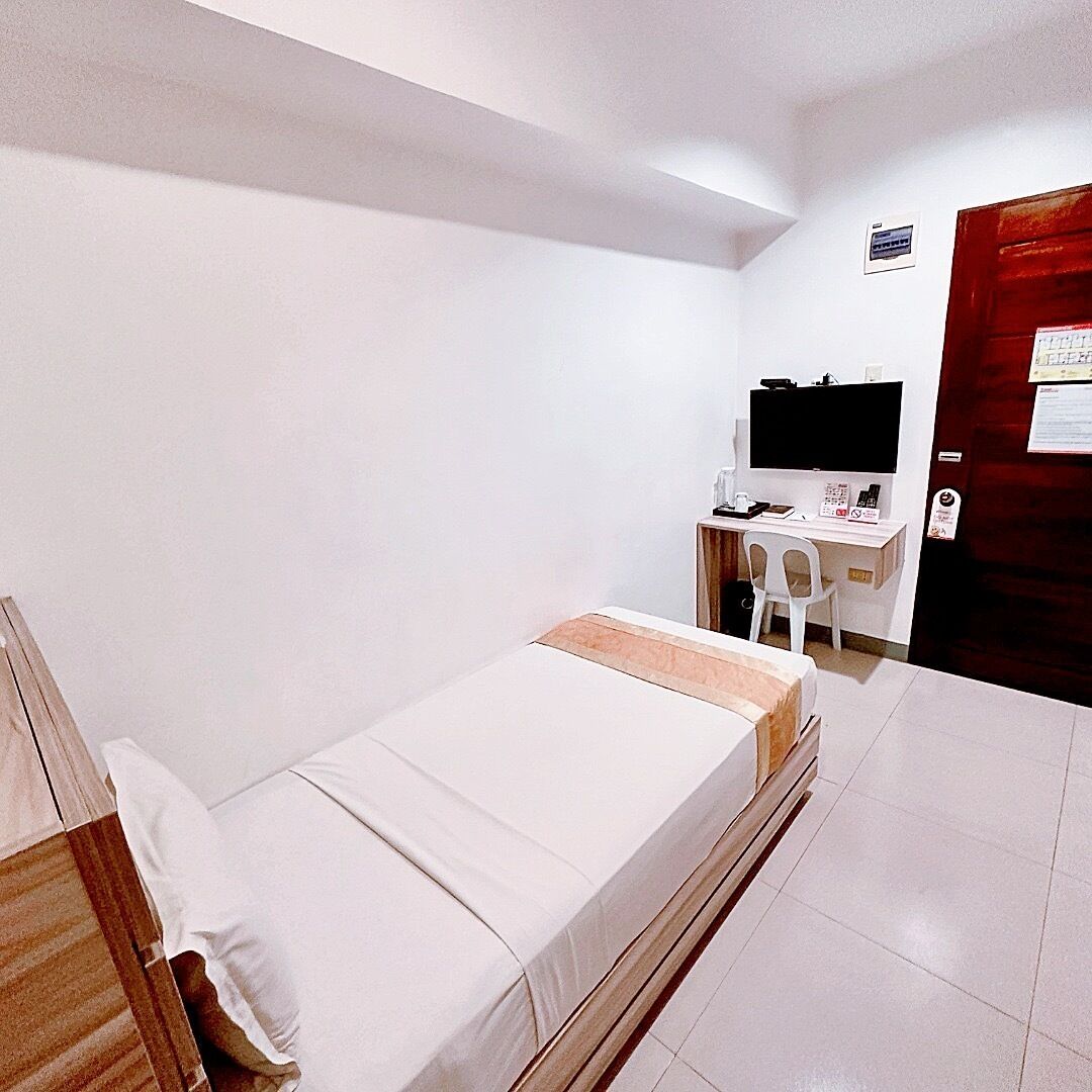 standard hive single | free wifi, bed sheets