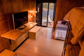 Premium bedding, minibar, desk, blackout curtains