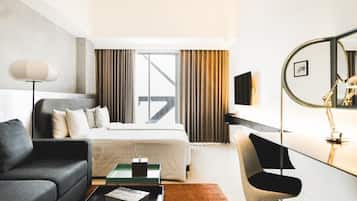 1 bedroom, minibar, in-room safe, desk